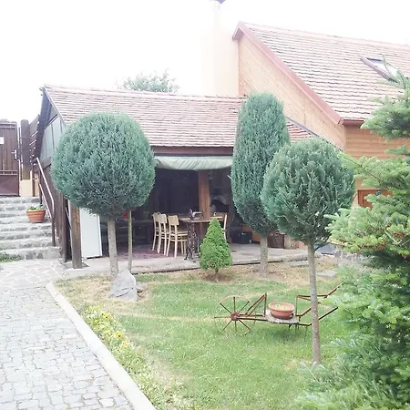 Hugo Guest house 3*