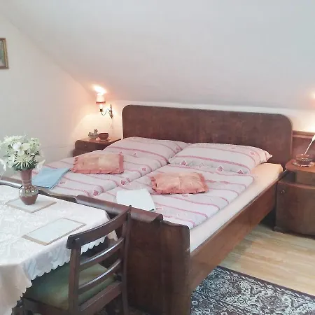 Hugo Guest house 3*