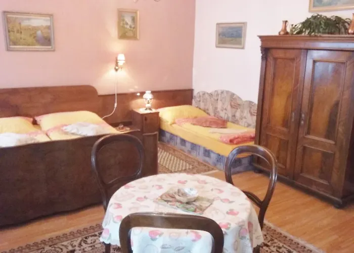 Hugo بيت ضيافة 3*