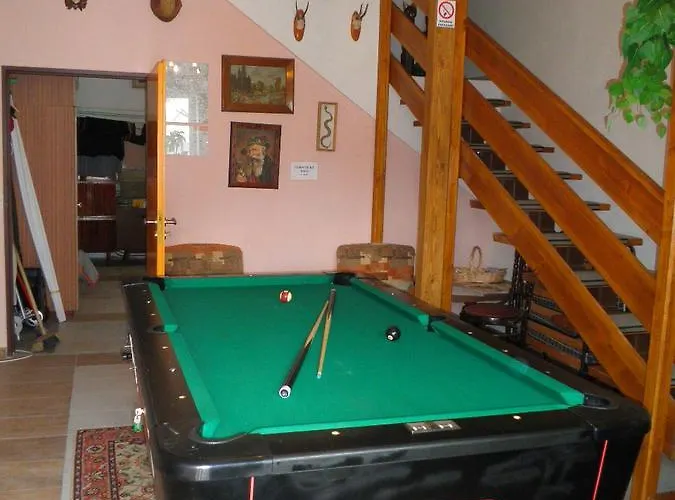 בית הארחה Hugo 3*