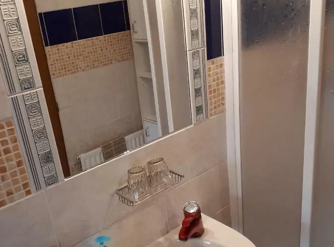 Hugo בית הארחה