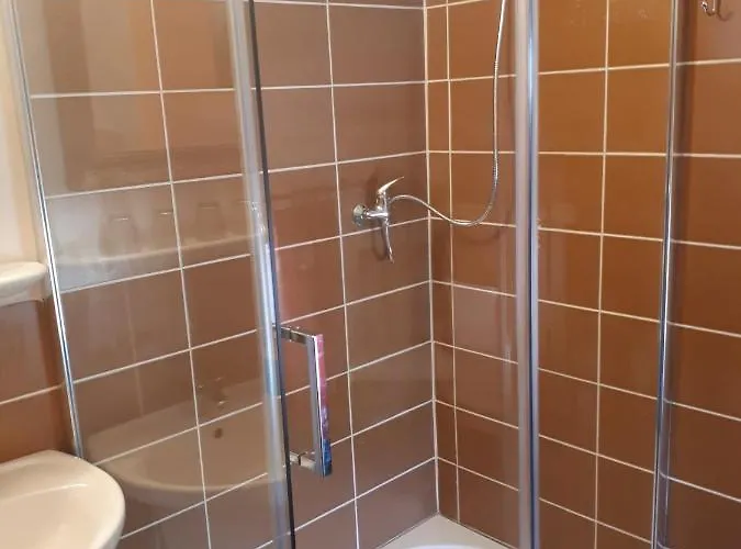 Hugo بيت ضيافة 3*